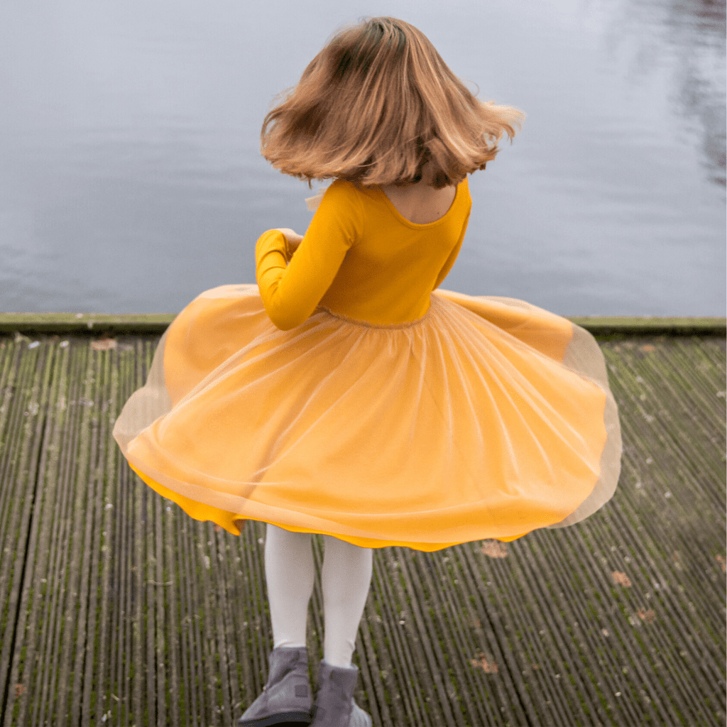 Twirly 2024 girl shop